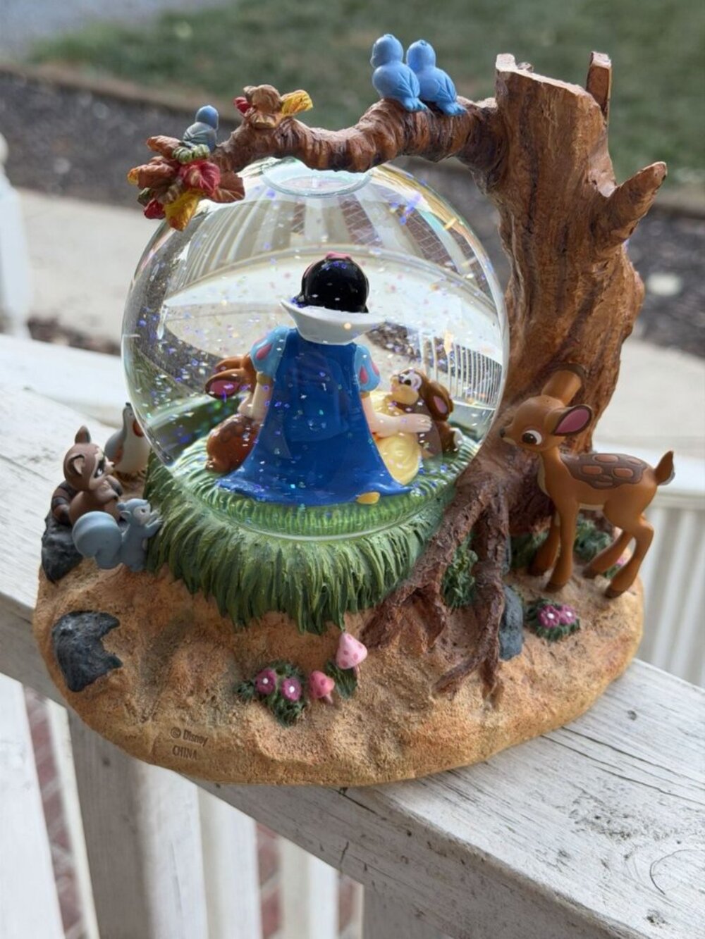 Vintage Collector Disney Store "Snow White and Friends" Snow Globe Brahm's Waltz - Picture 2 of 3